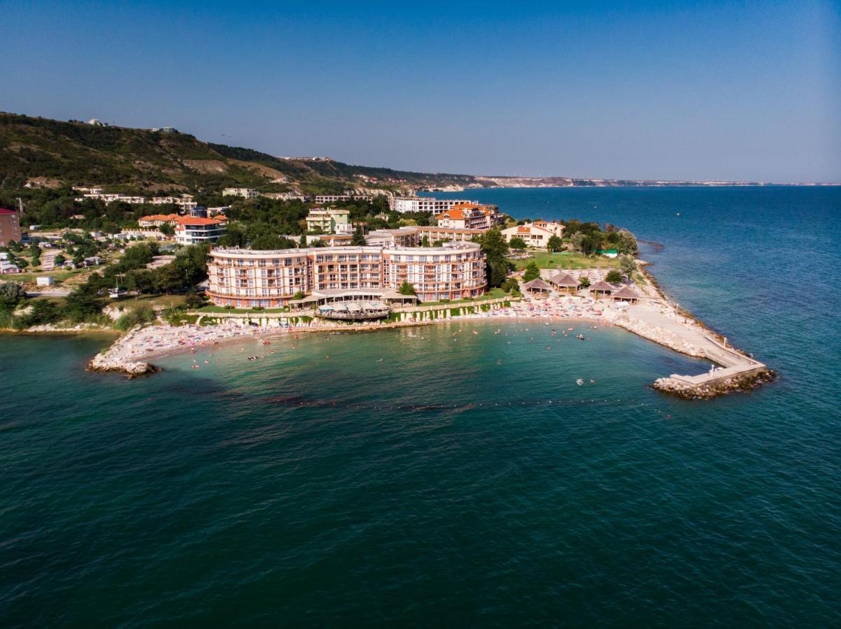 Royal Bay Resort Balchik Esterno foto