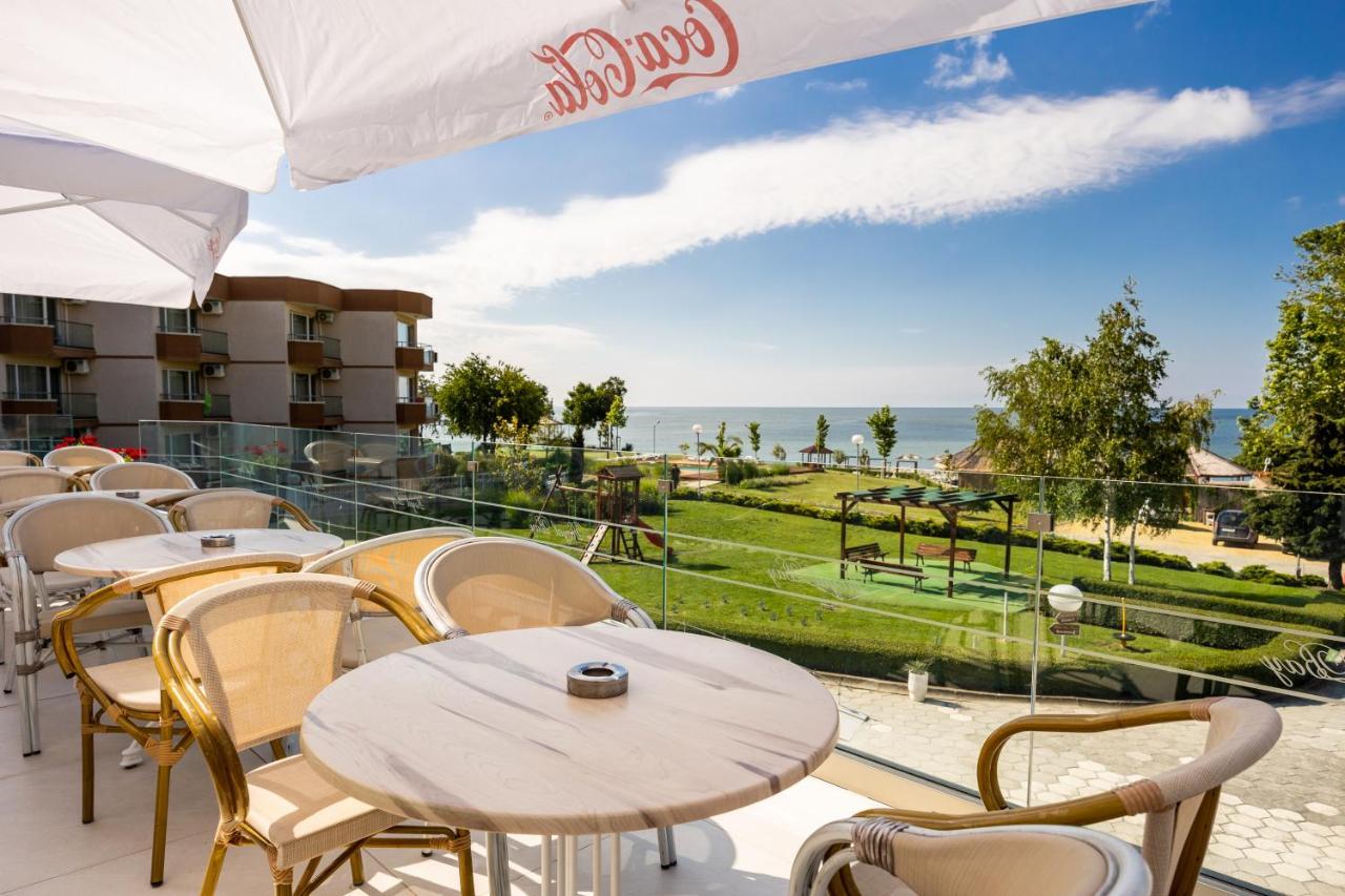 Royal Bay Resort Balchik Esterno foto