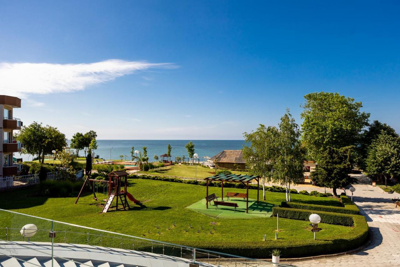 Royal Bay Resort Balchik Esterno foto