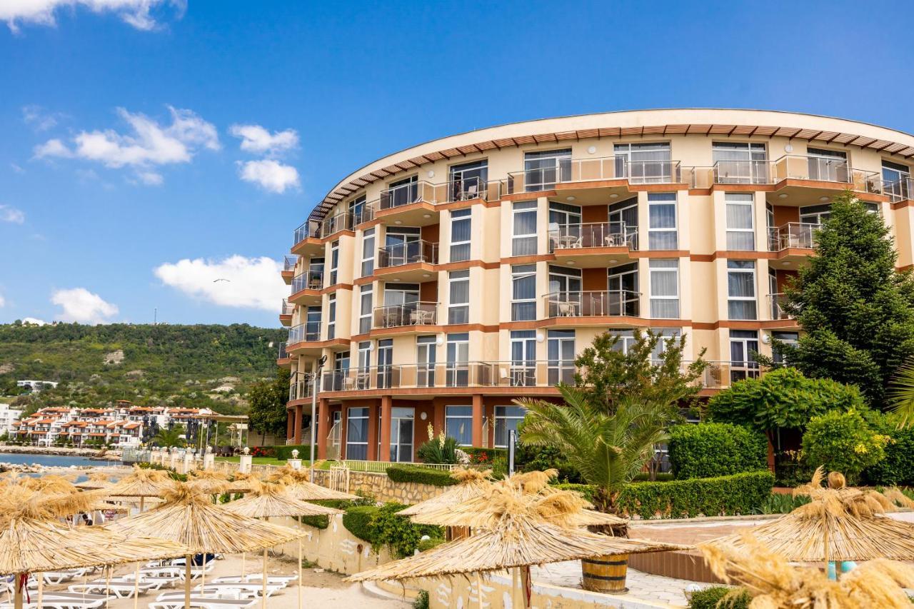Royal Bay Resort Balchik Esterno foto
