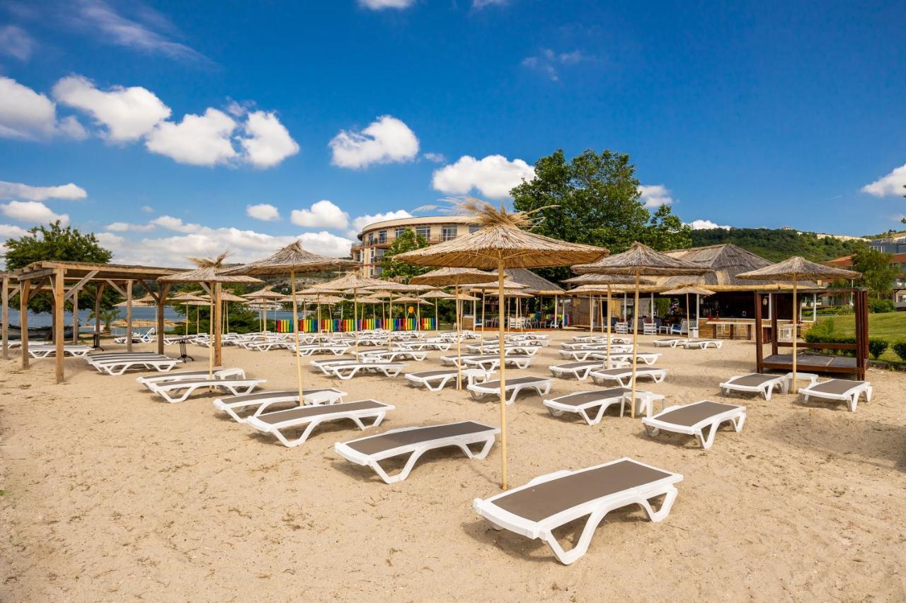 Royal Bay Resort Balchik Esterno foto
