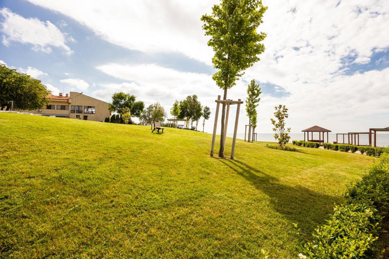 Royal Bay Resort Balchik Esterno foto