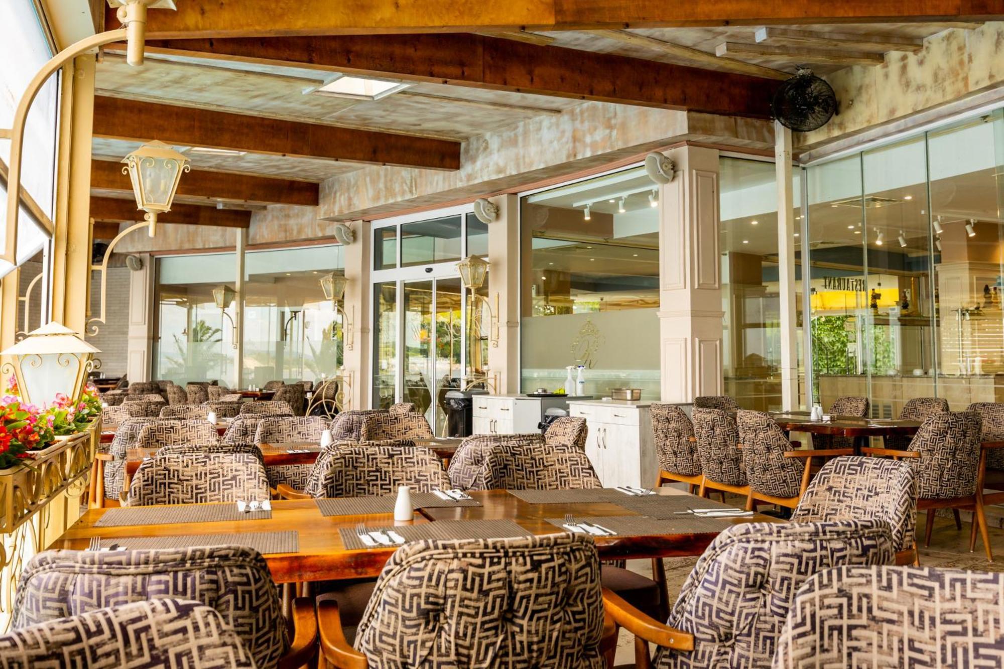 Royal Bay Resort Balchik Esterno foto