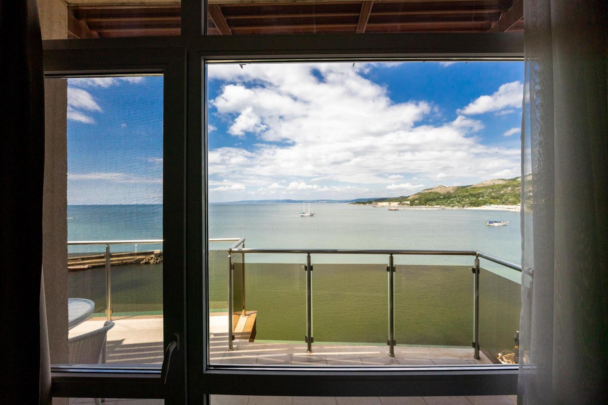 Royal Bay Resort Balchik Esterno foto