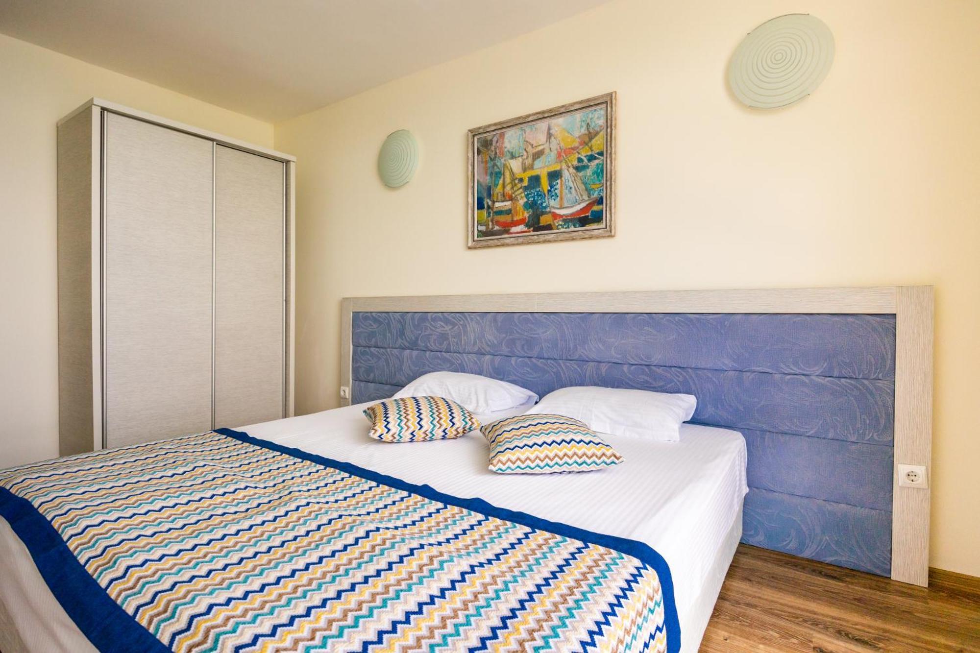 Royal Bay Resort Balchik Esterno foto