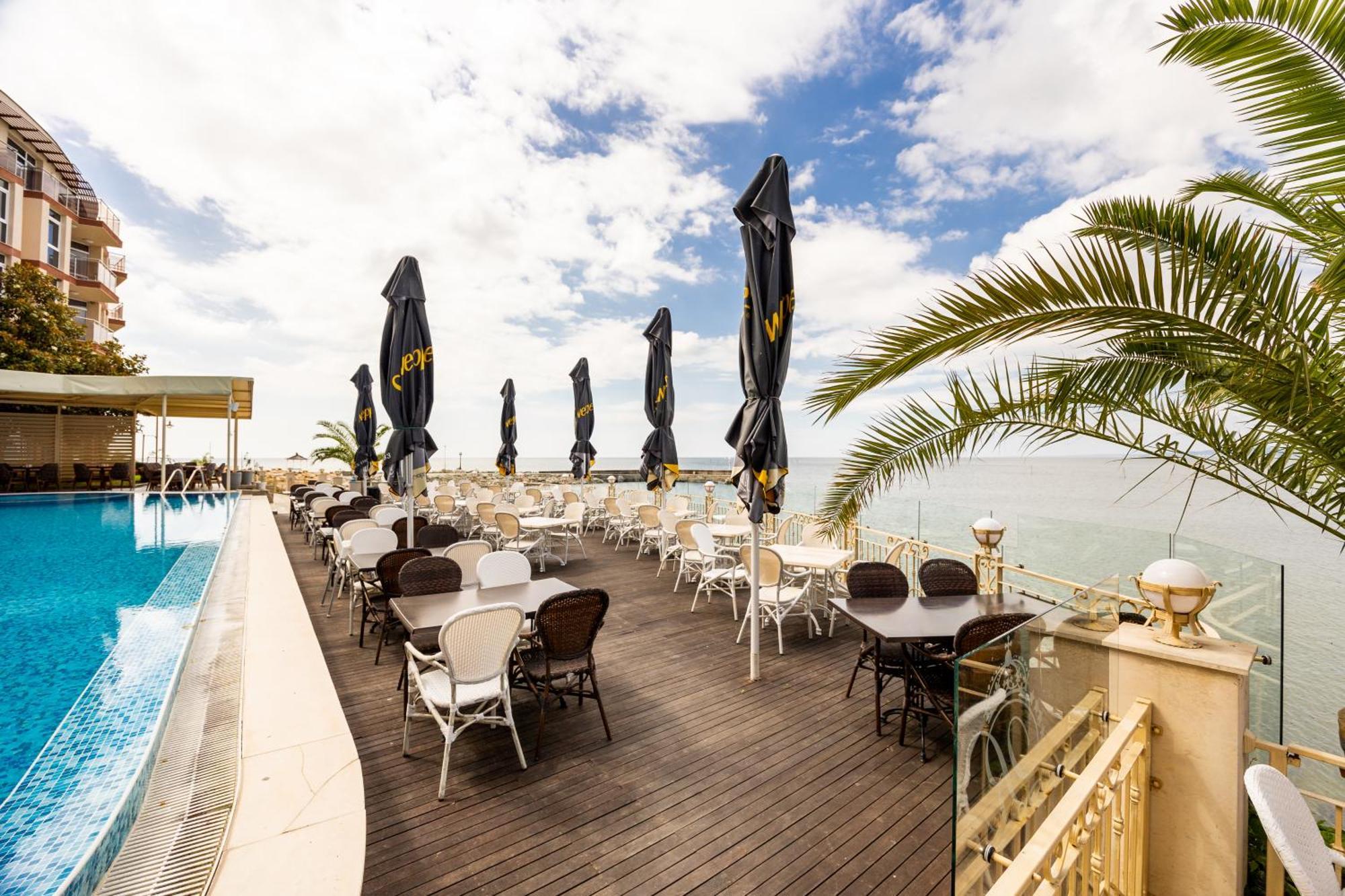 Royal Bay Resort Balchik Esterno foto